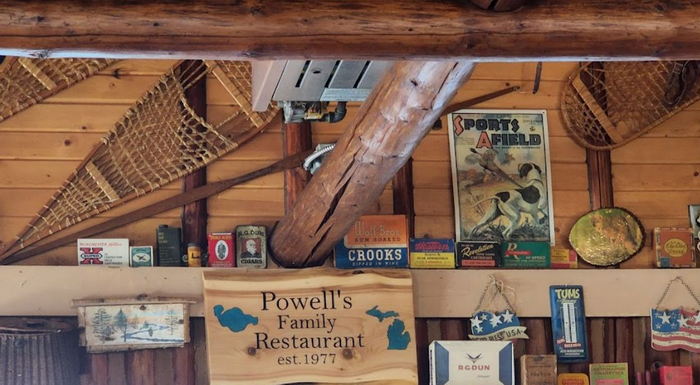 Powells Restaurant (Deer Track Inn) - Web Listing (newer photo)